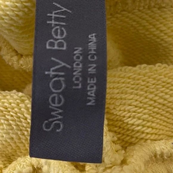 Sweaty Betty Yellow Cotton Shorts - Size Large - Picture 4 of 6